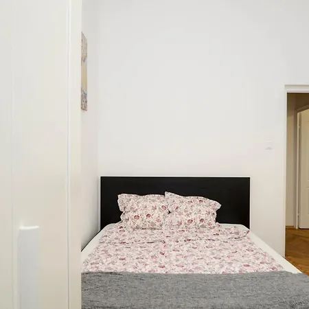 Ferenc Boulevard Prestige Living And דירה *